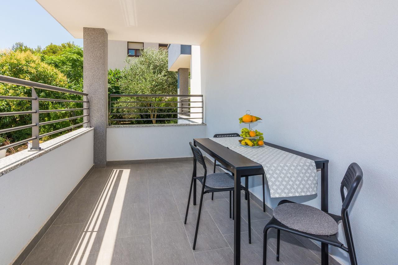 Apartments Marta 1 Zadar Exterior photo